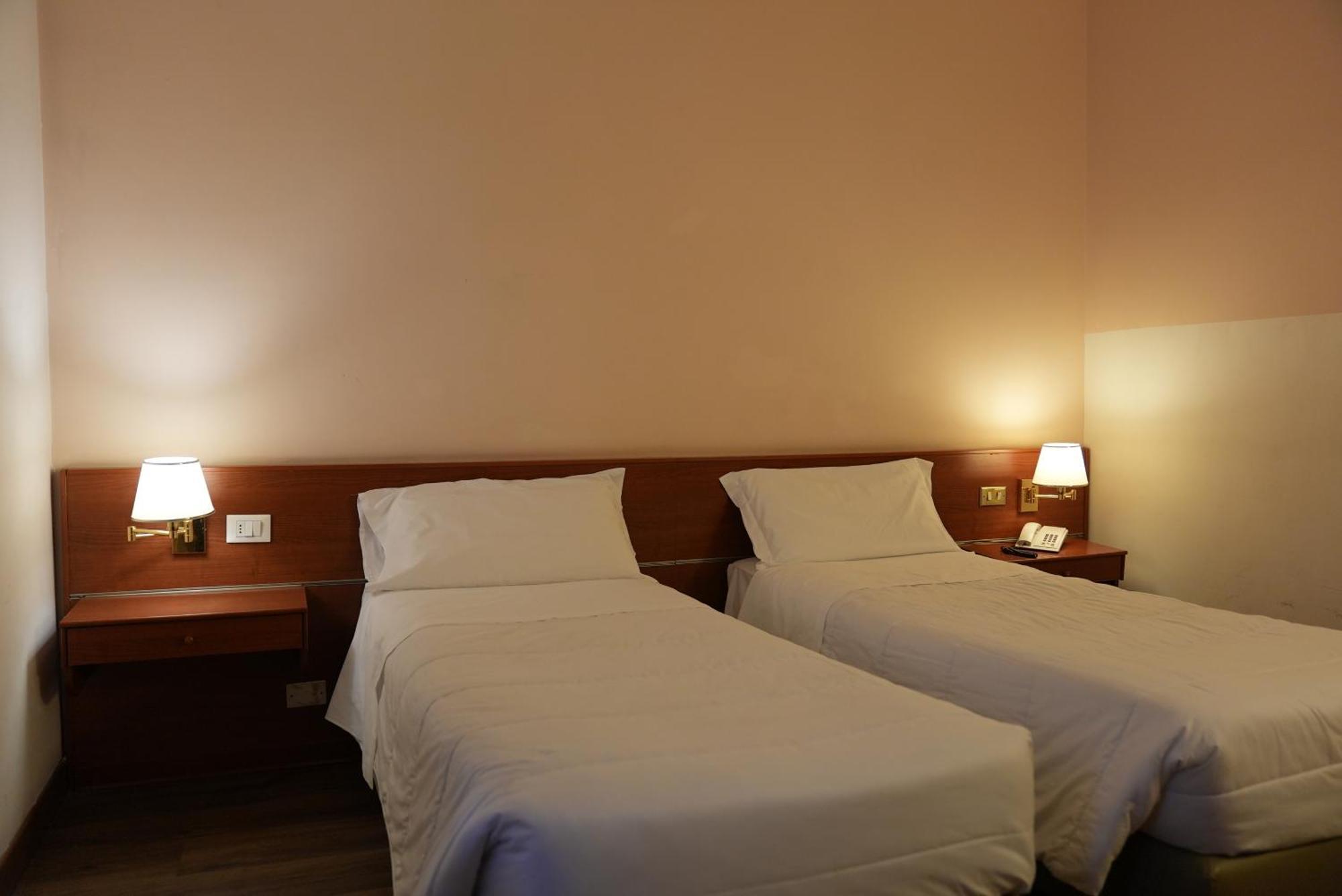 Hotel Albatros Mestre Exterior photo